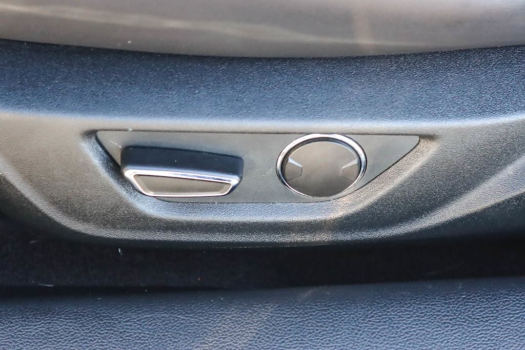 Thumbnail: 2019 Ford Mustang - 23