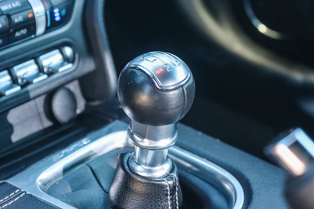 Thumbnail: 2019 Ford Mustang - 12