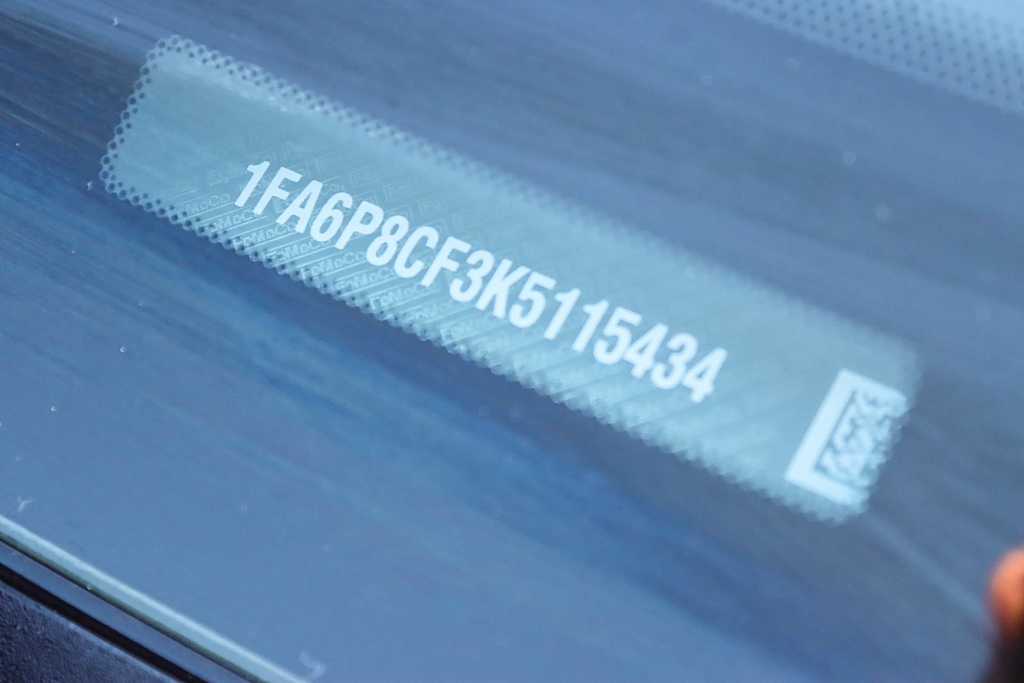 Thumbnail: 2019 Ford Mustang - 15