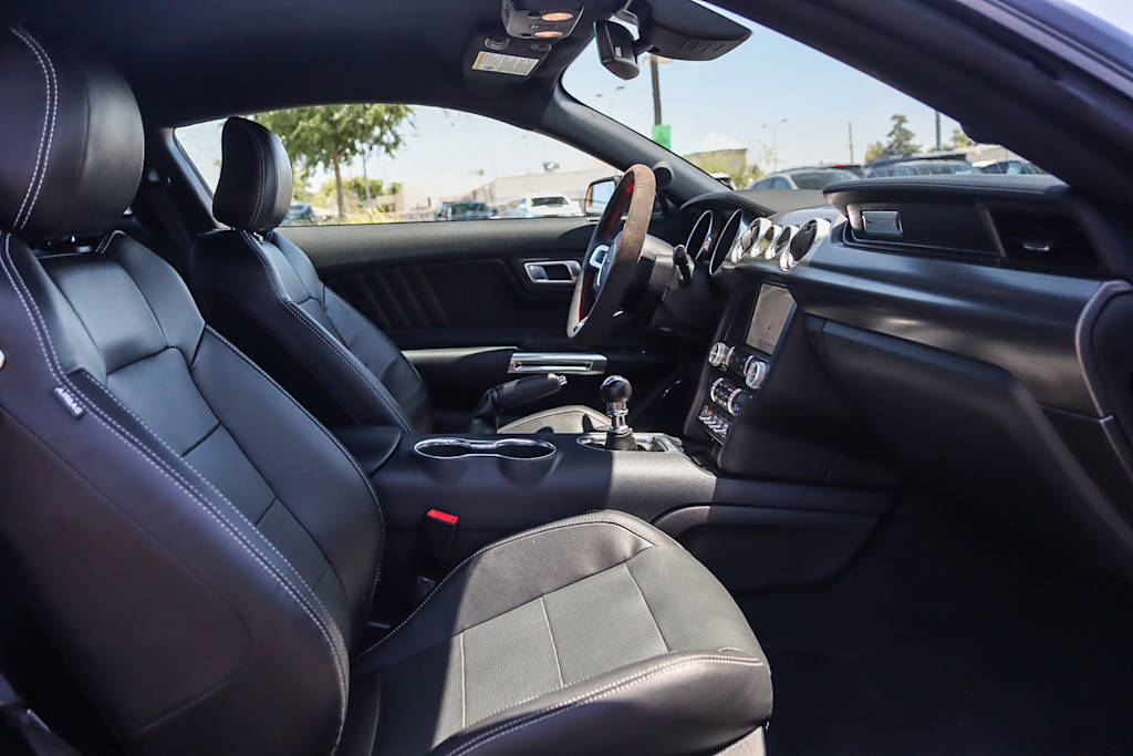 Thumbnail: 2022 Ford Mustang - 9