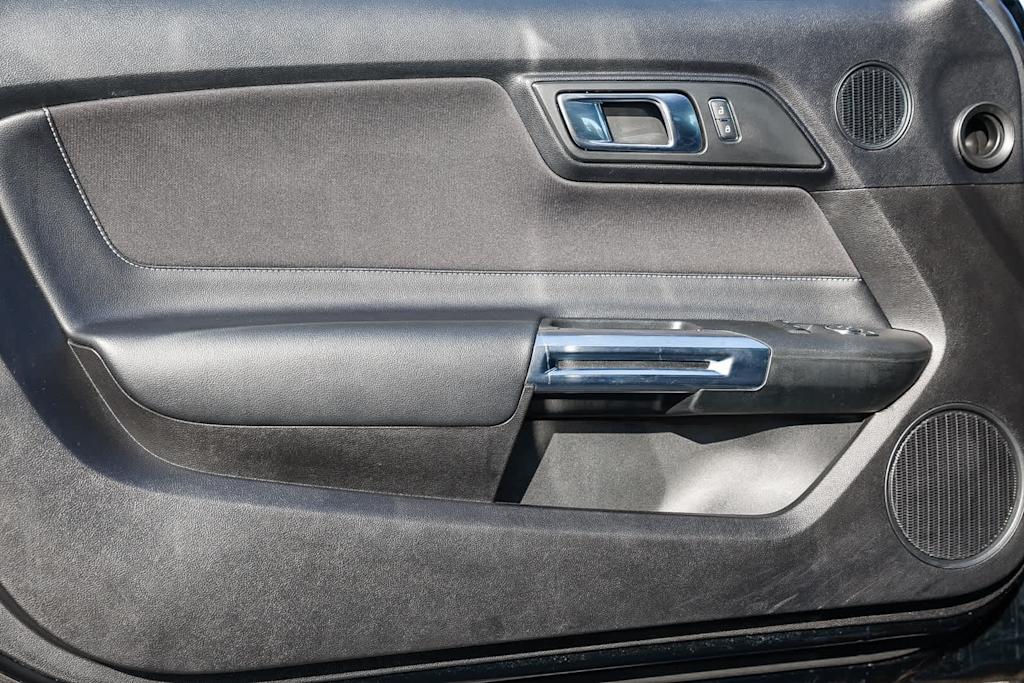 Thumbnail: 2022 Ford Mustang - 29