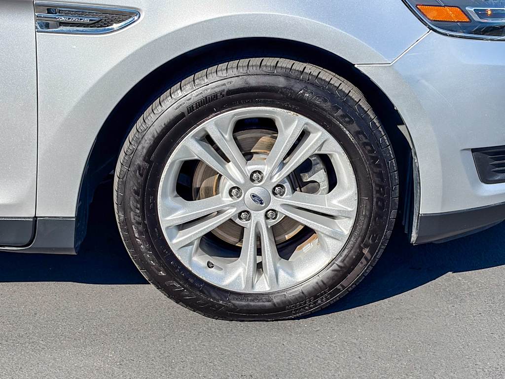 Thumbnail: 2018 Ford Taurus - 6