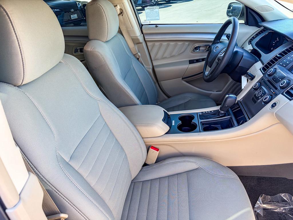 Thumbnail: 2018 Ford Taurus - 9