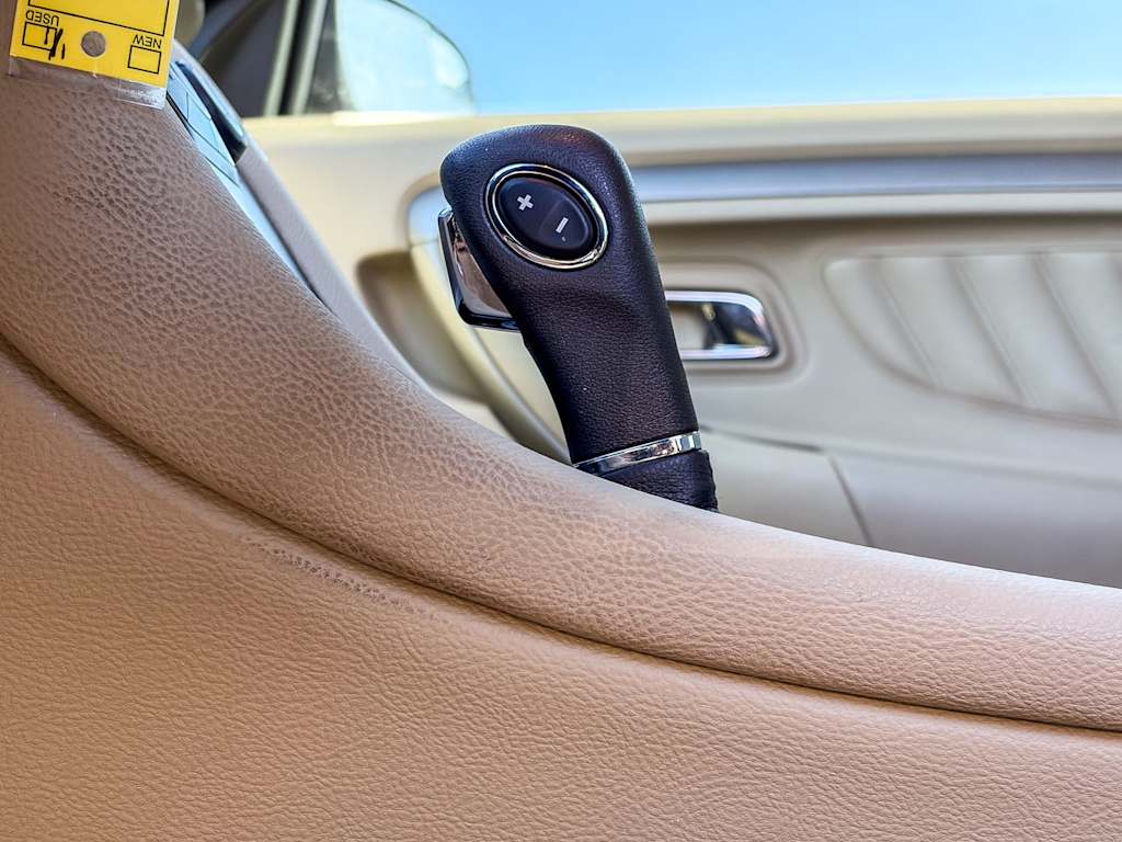 Thumbnail: 2018 Ford Taurus - 24