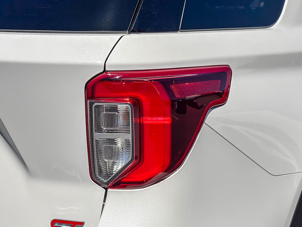 Thumbnail: 2022 Ford Explorer - 21