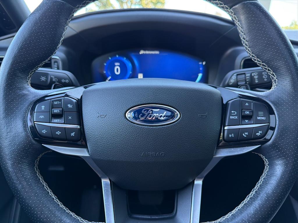 Thumbnail: 2022 Ford Explorer - 30