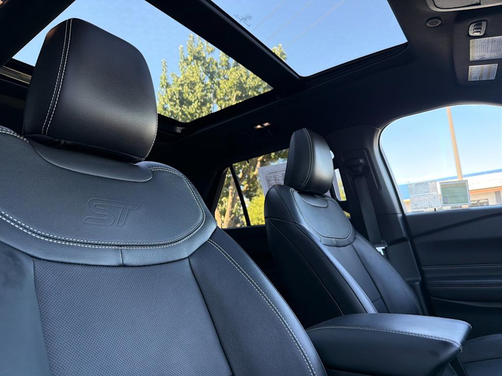 Thumbnail: 2022 Ford Explorer - 10