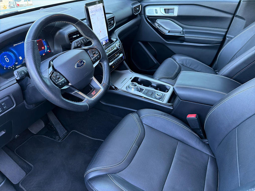 Thumbnail: 2022 Ford Explorer - 9