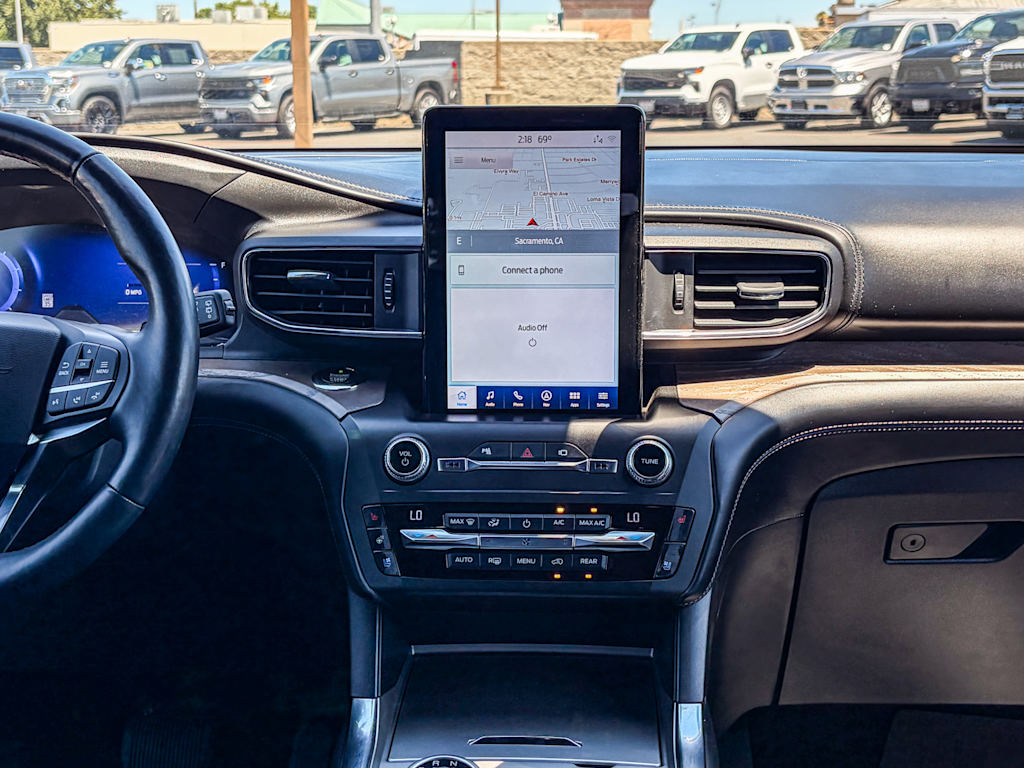 Thumbnail: 2020 Ford Explorer - 12
