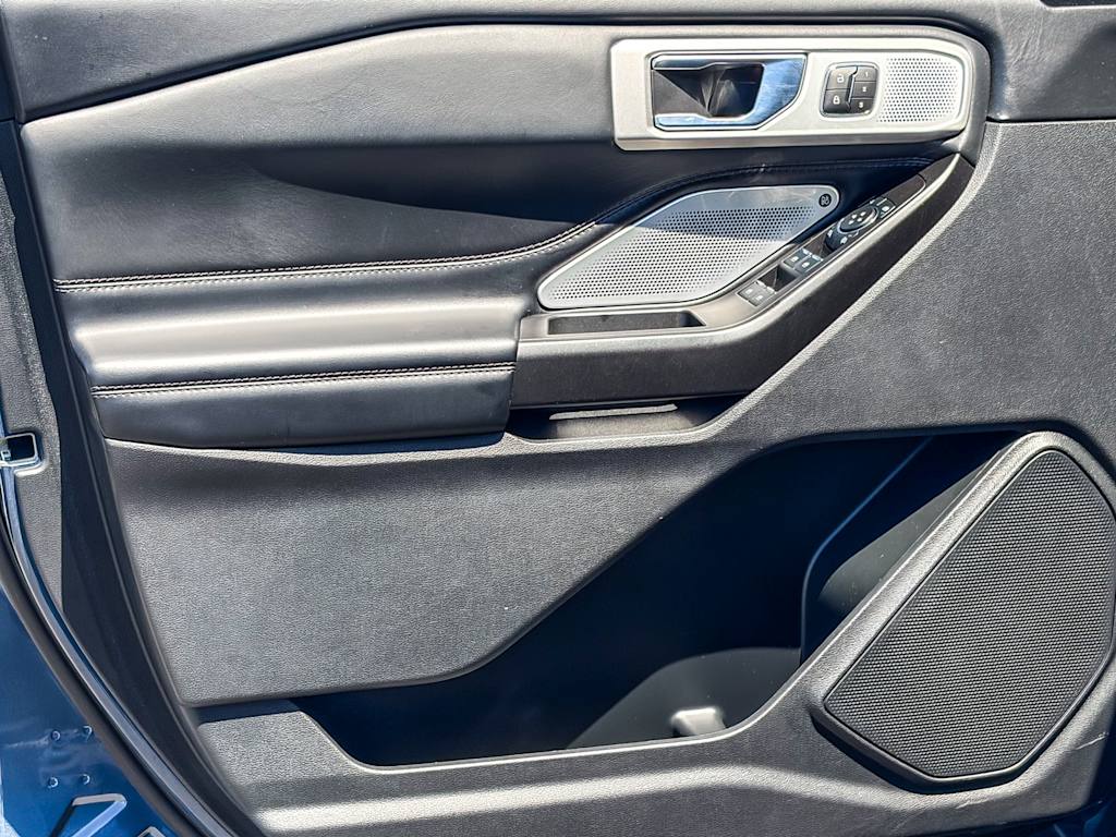 Thumbnail: 2020 Ford Explorer - 23