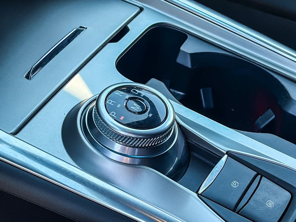 Thumbnail: 2020 Ford Explorer - 13