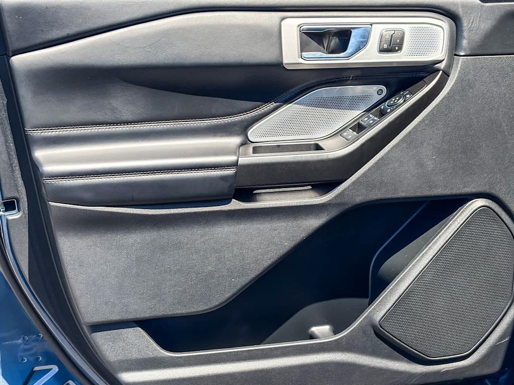 Thumbnail: 2020 Ford Explorer - 23