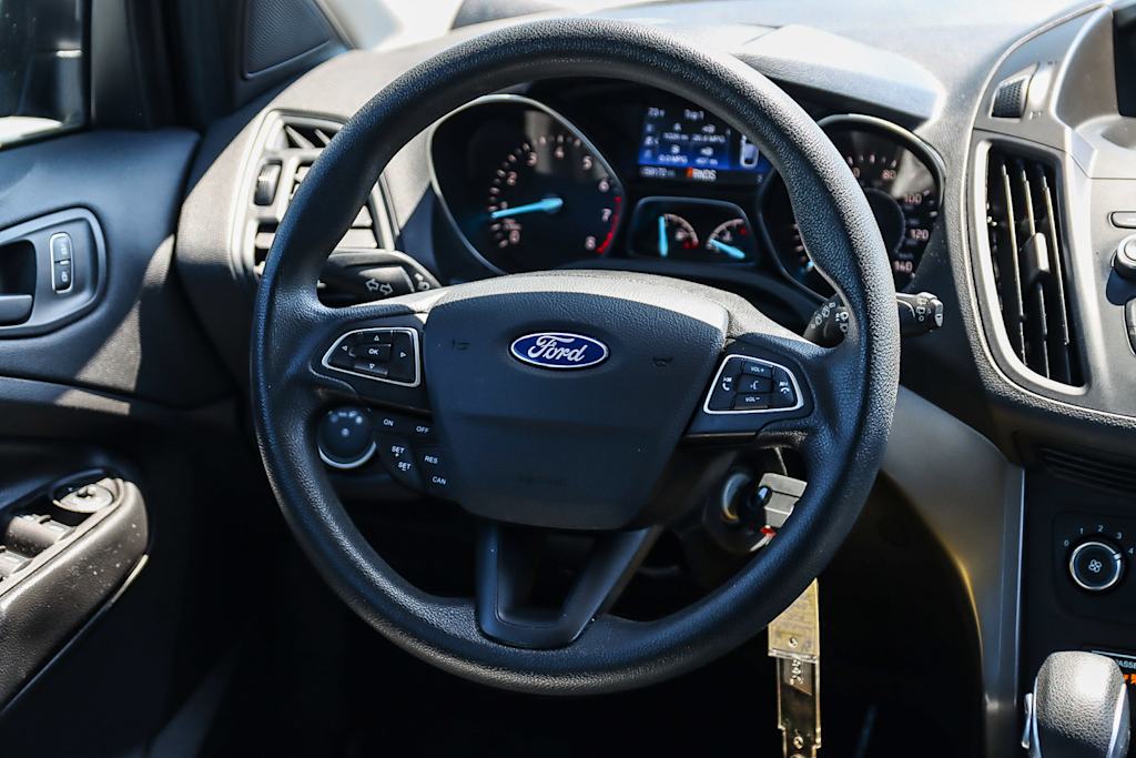2019 Ford Escape S 8