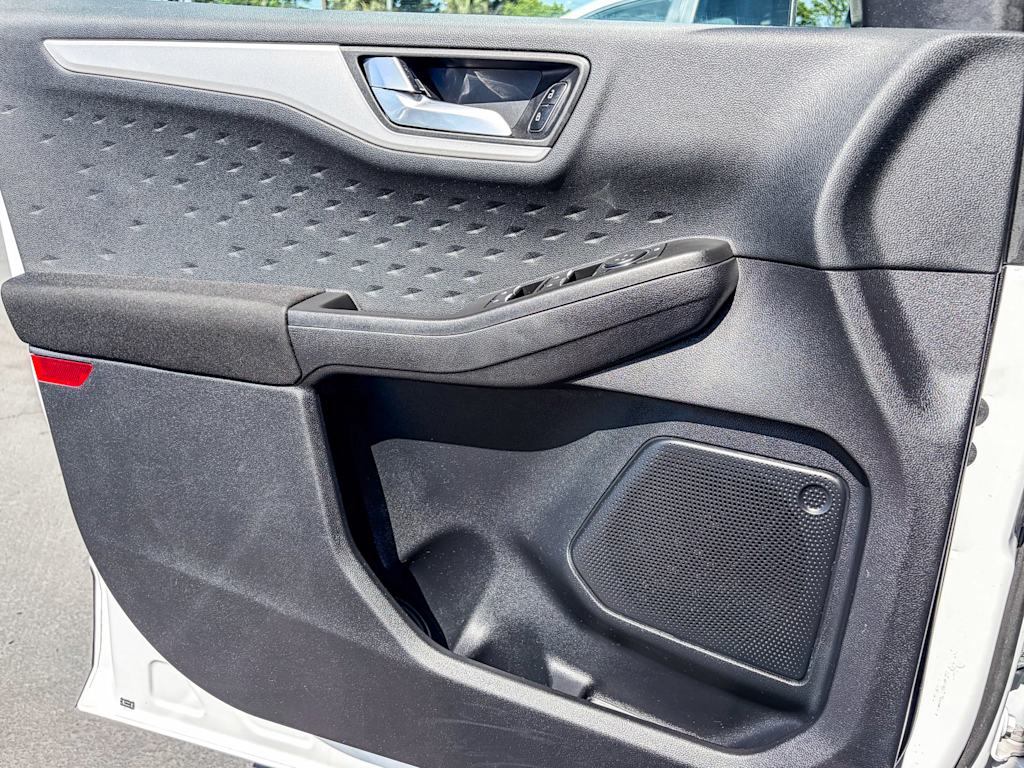 Thumbnail: 2020 Ford Escape - 22