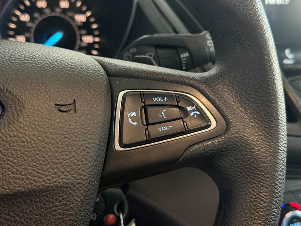 Thumbnail: 2017 Ford Escape - 28