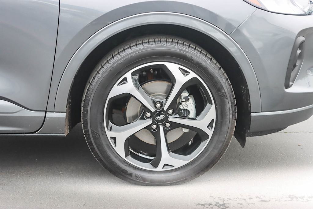 Thumbnail: 2023 Ford Escape - 7