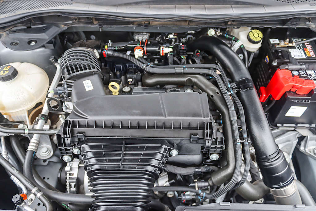 Thumbnail: 2023 Ford Escape - 8