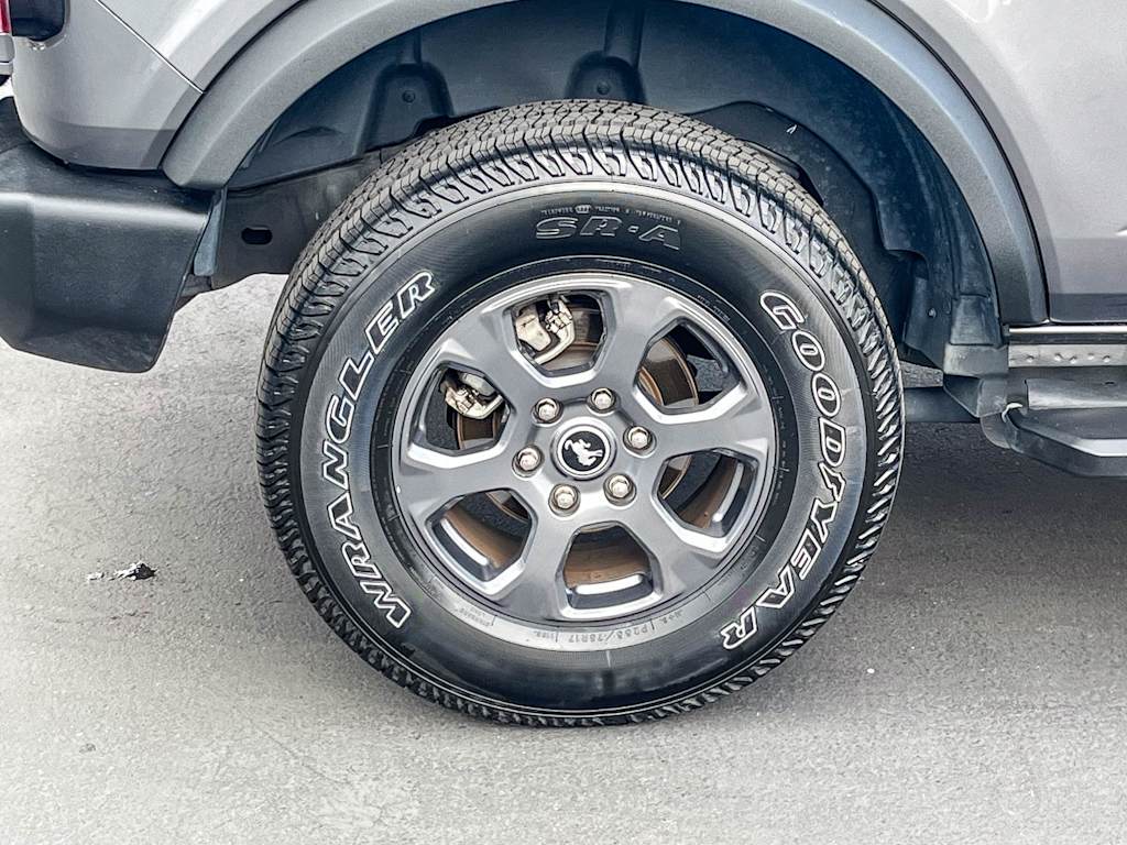 Thumbnail: 2022 Ford Bronco - 21