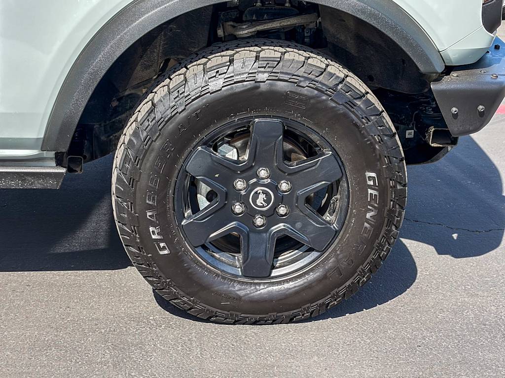 Thumbnail: 2021 Ford Bronco - 6