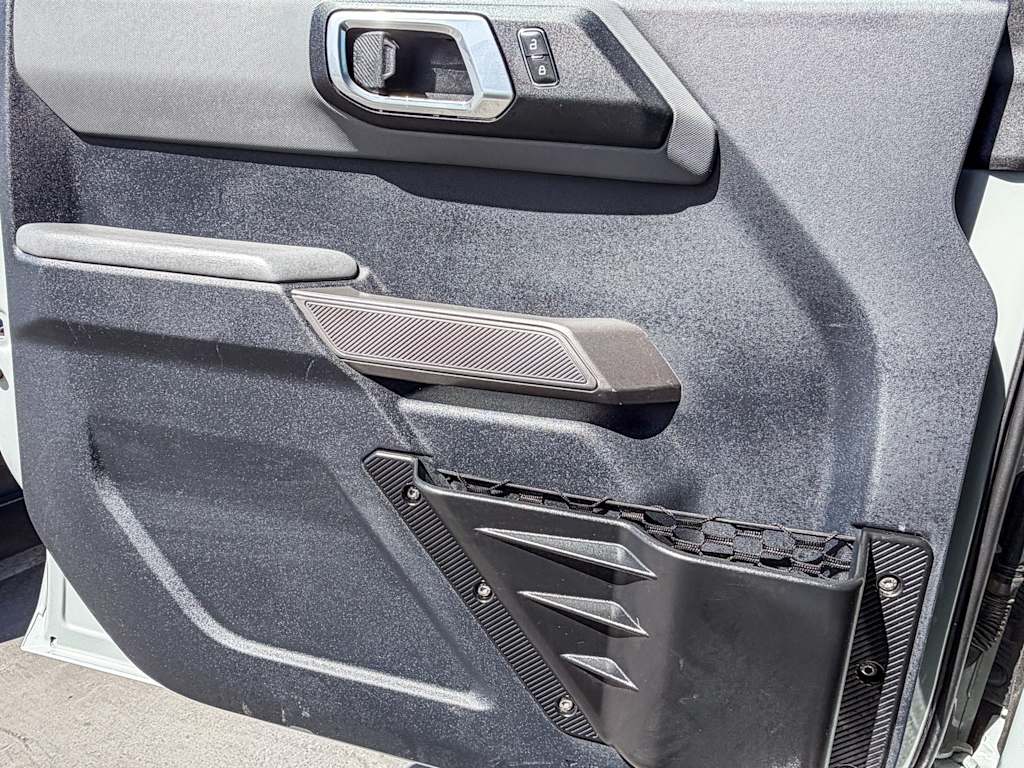 Thumbnail: 2021 Ford Bronco - 23