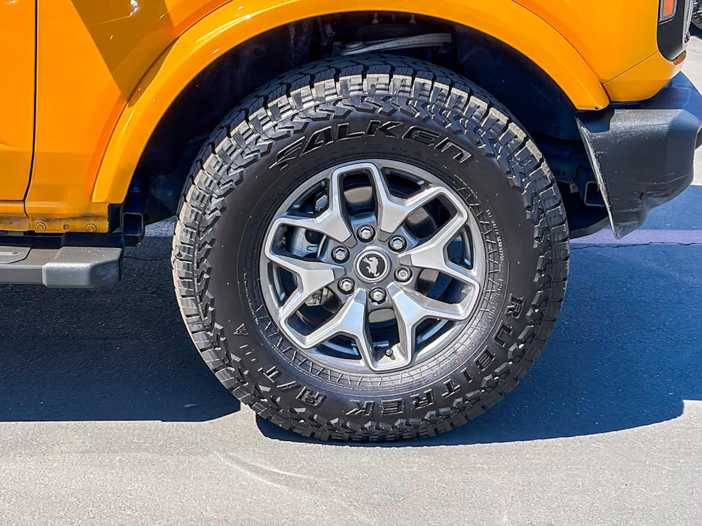 Thumbnail: 2022 Ford Bronco - 6