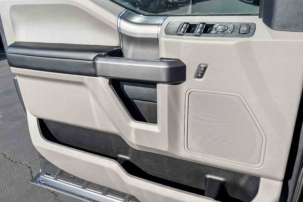 Thumbnail: 2022 Ford F-250 - 22