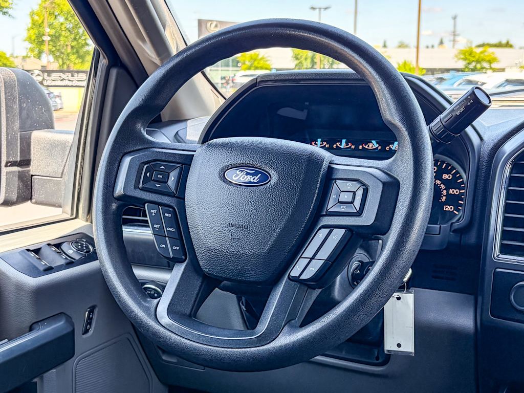 Thumbnail: 2017 Ford F-150 - 8