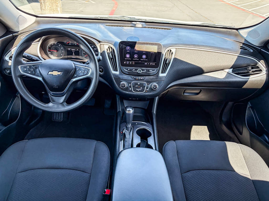 Thumbnail: 2020 Chevrolet Malibu - 2