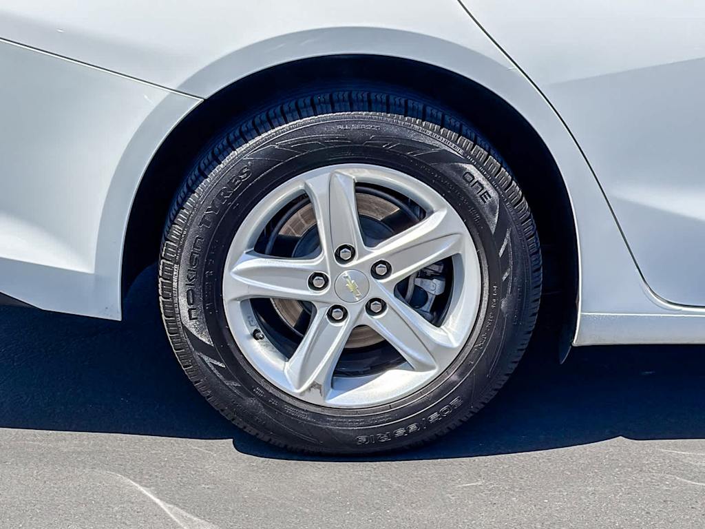 Thumbnail: 2020 Chevrolet Malibu - 20