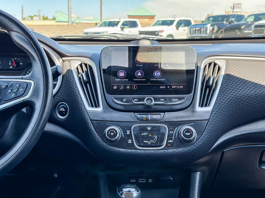 Thumbnail: 2020 Chevrolet Malibu - 12