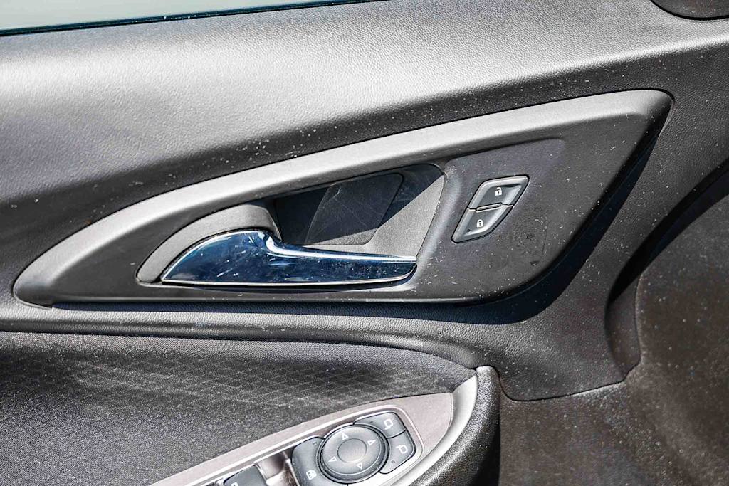 Thumbnail: 2023 Chevrolet Malibu - 34