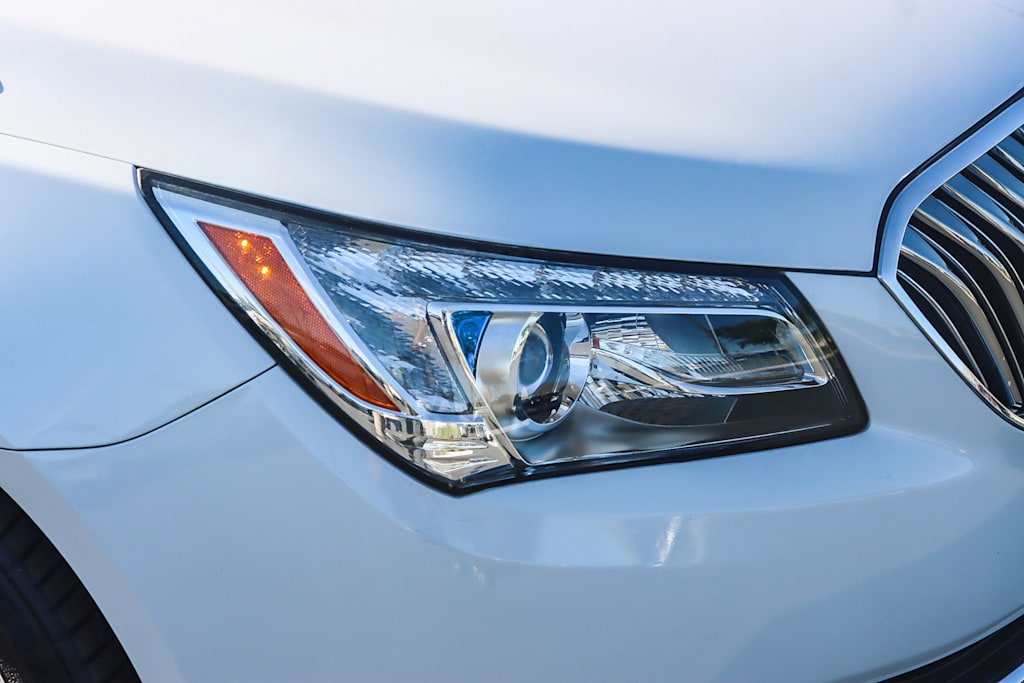 Thumbnail: 2015 Buick LaCrosse - 19