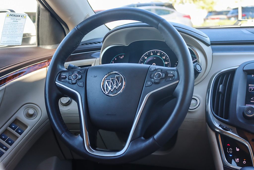 Thumbnail: 2015 Buick LaCrosse - 9