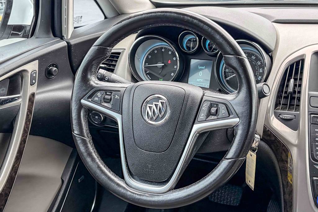 Thumbnail: 2015 Buick Verano - 9