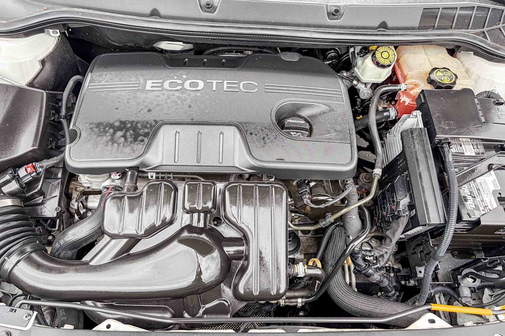 Thumbnail: 2015 Buick Verano - 8