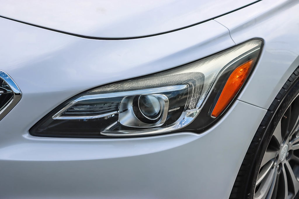 Thumbnail: 2017 Buick LaCrosse - 19