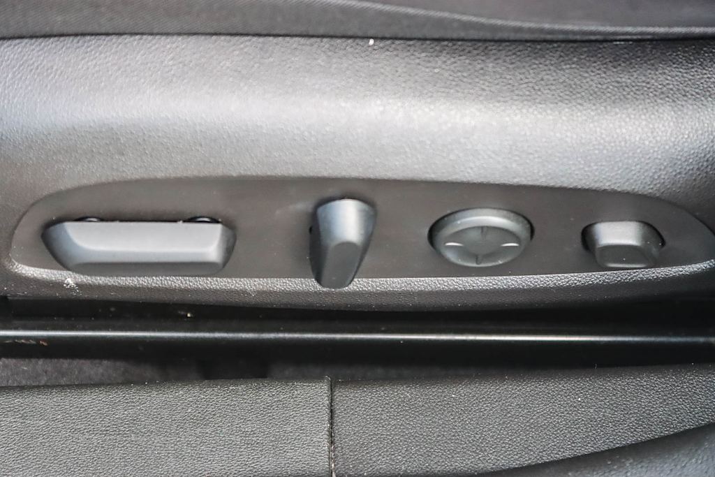 Thumbnail: 2017 Buick LaCrosse - 24