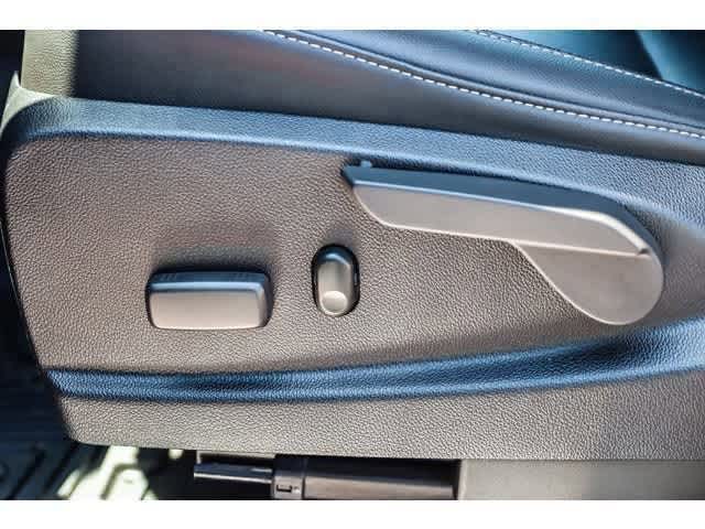 Thumbnail: 2021 Chevrolet Colorado - 22