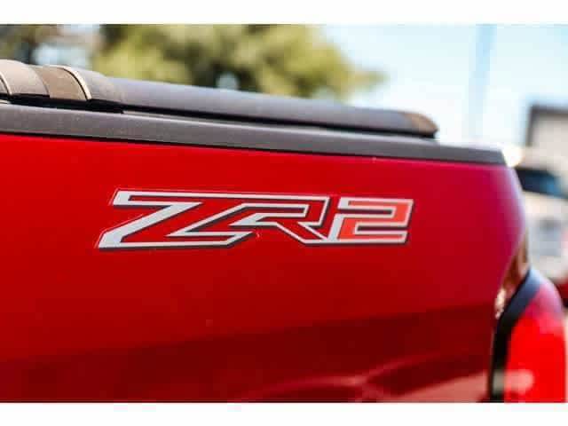 Thumbnail: 2021 Chevrolet Colorado - 6