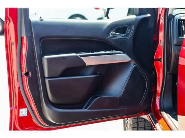 Thumbnail: 2021 Chevrolet Colorado - 21