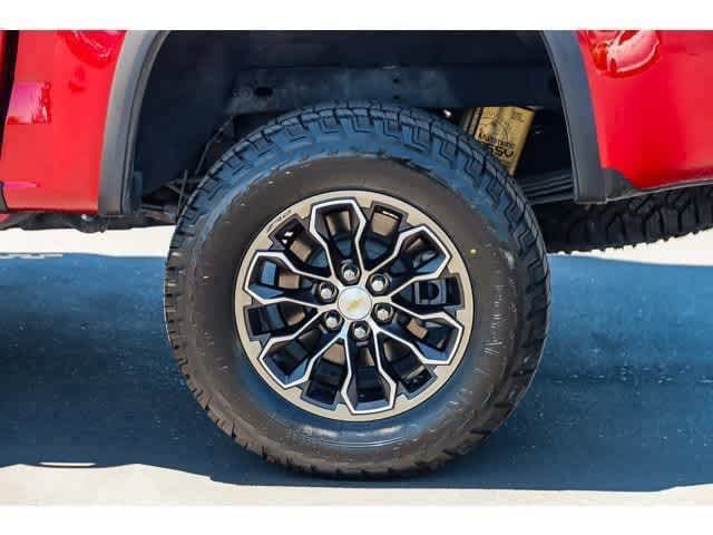 Thumbnail: 2021 Chevrolet Colorado - 20