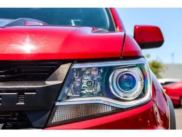 Thumbnail: 2021 Chevrolet Colorado - 18