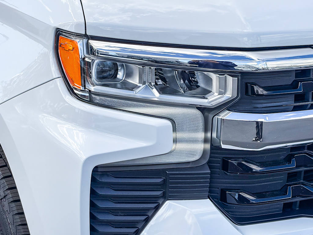Thumbnail: 2025 Chevrolet Silverado 1500 - 18
