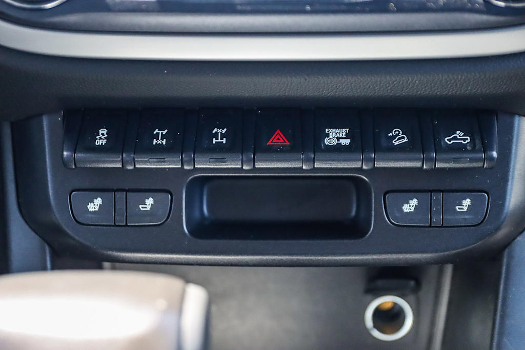 2018 Chevrolet Colorado ZR2 23
