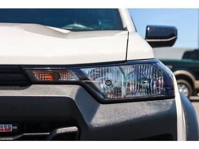 Thumbnail: 2023 Chevrolet Colorado - 17