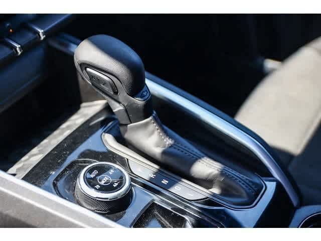 Thumbnail: 2023 Chevrolet Colorado - 13