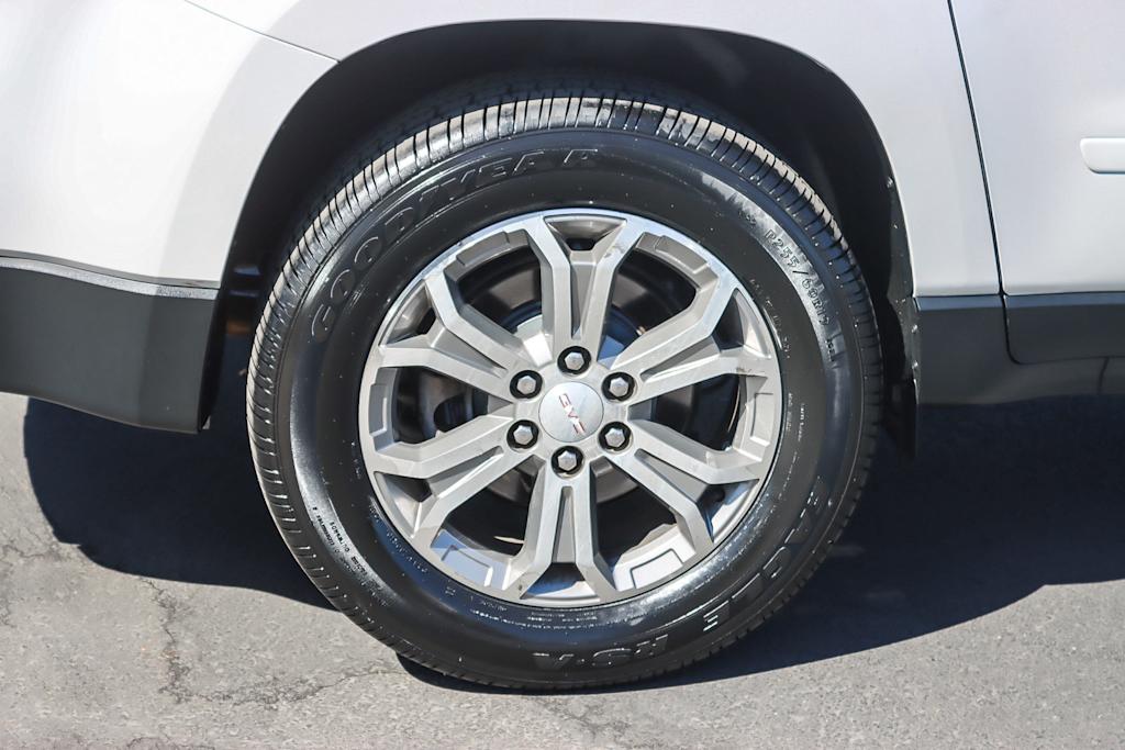 Thumbnail: 2016 GMC Acadia - 21