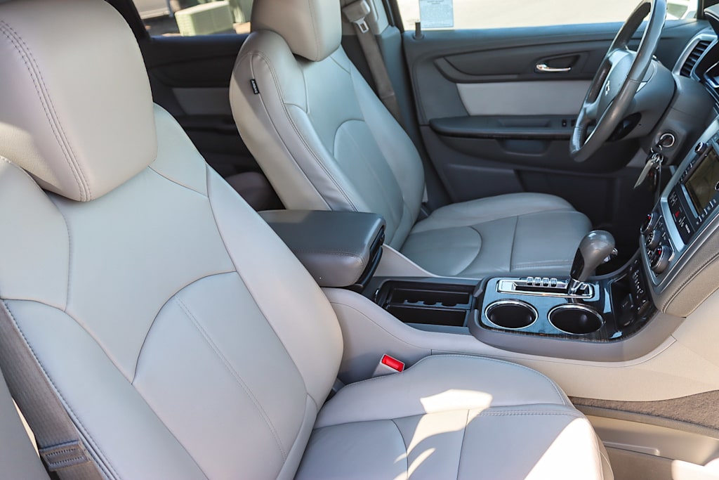 Thumbnail: 2016 GMC Acadia - 9