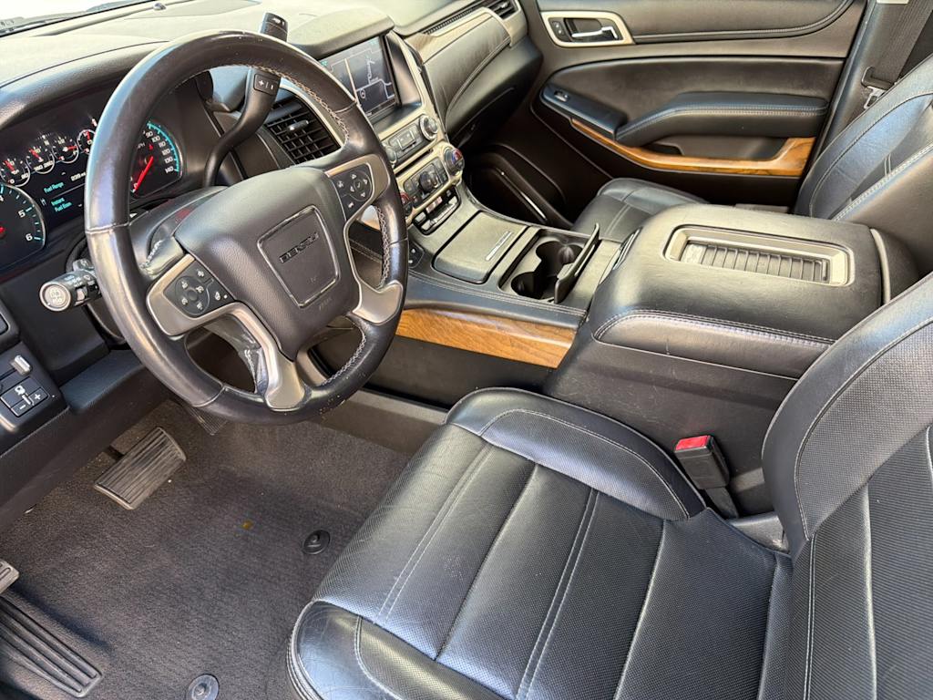Thumbnail: 2020 GMC Yukon XL - 10
