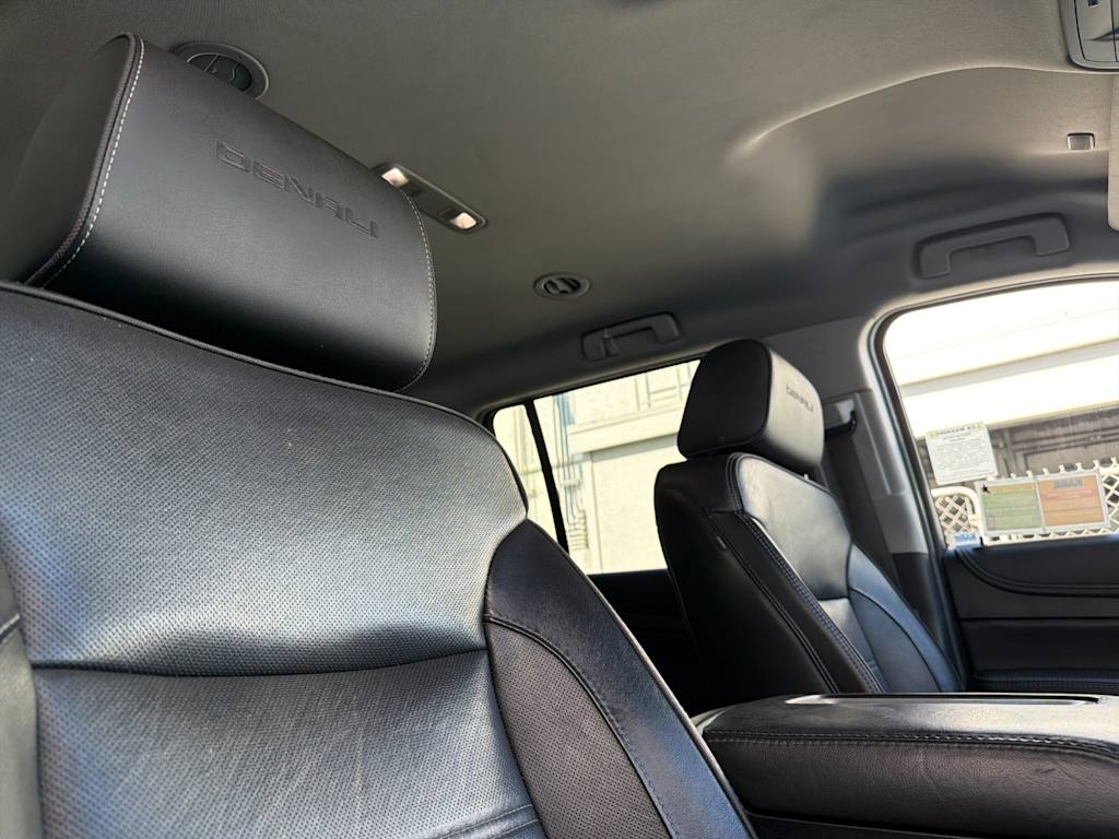 Thumbnail: 2020 GMC Yukon XL - 11